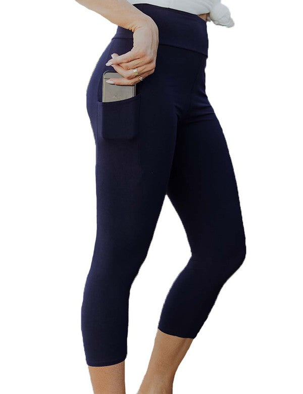 Solid Buttery Soft Capri Pocket Leggings