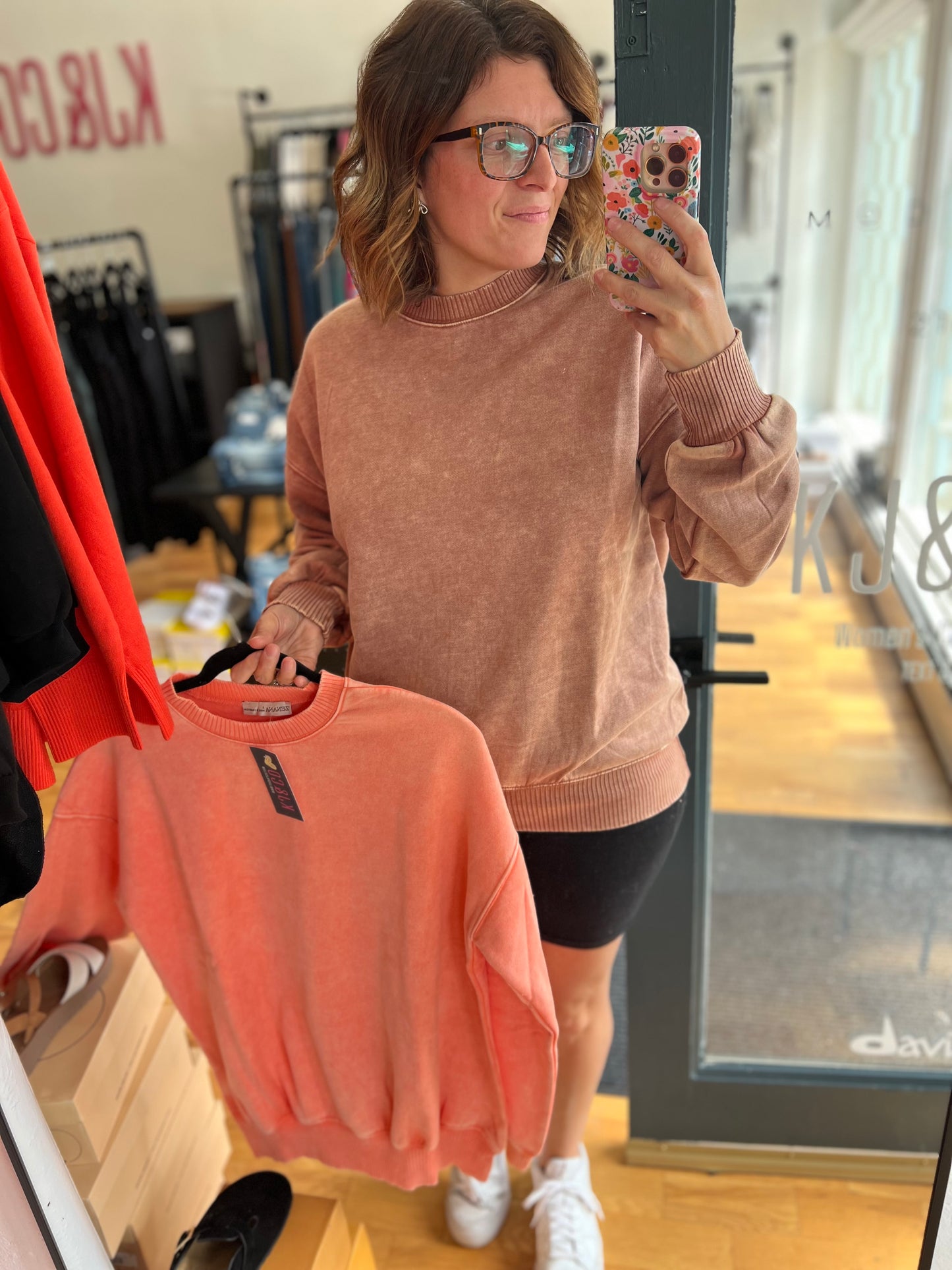 Simple Acid Wash Fleece Pullover