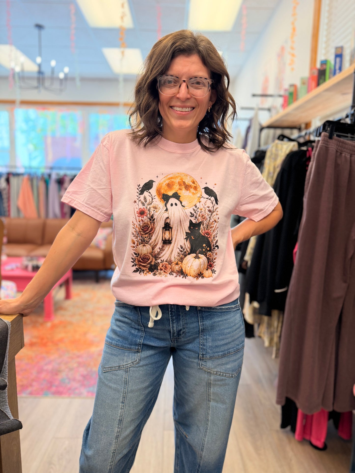 'Pretty' Spooky Vintage Tee