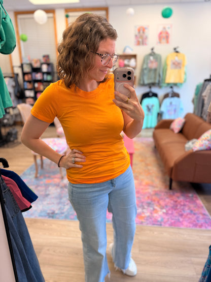 Basic Short Sleeve Fitted Tee