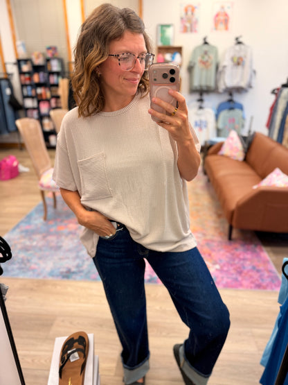 Ribbed Pocket Tee