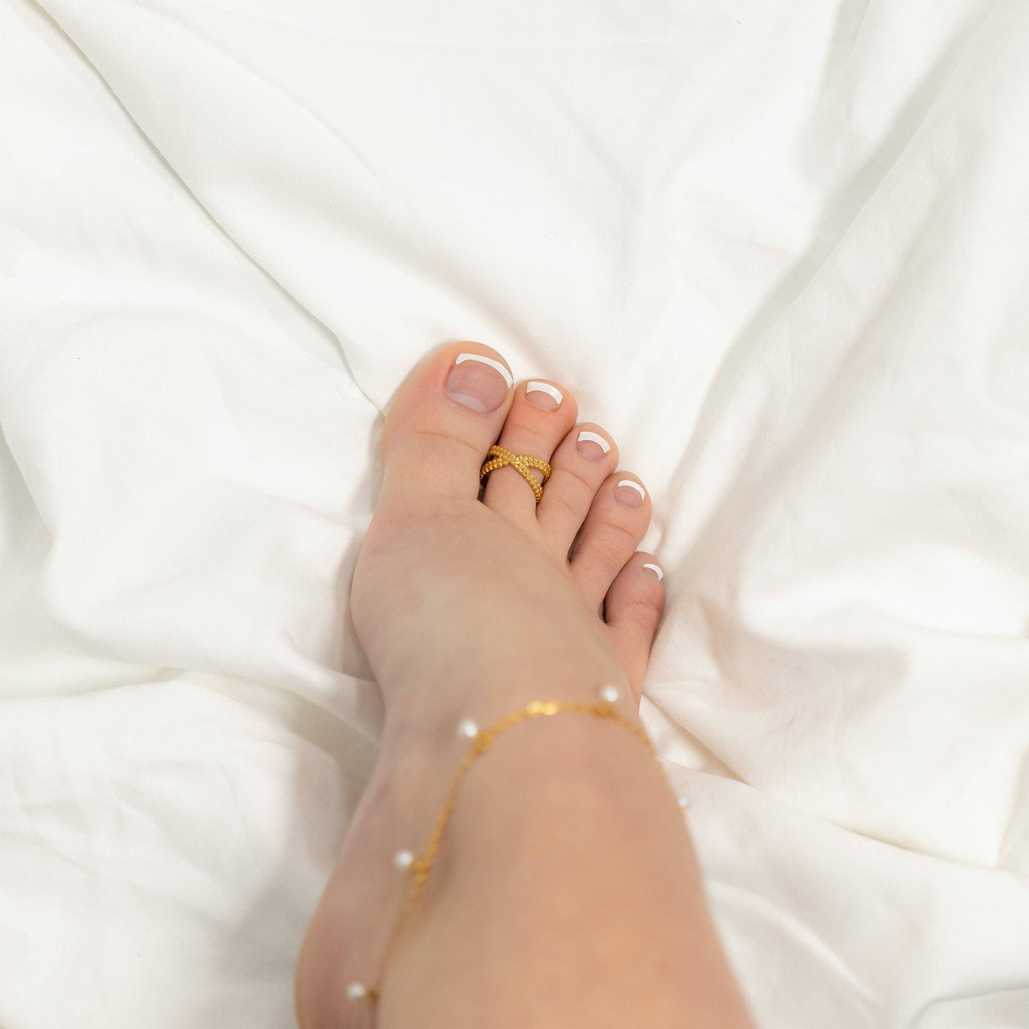 18K Gold PVD Stainless Steel Cross Over Toe Ring