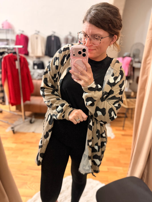 DOORBUSTER:Animal Print Button Down Cardigan