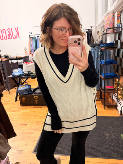 Contrast Stripe Side-Tie Sweater Vest