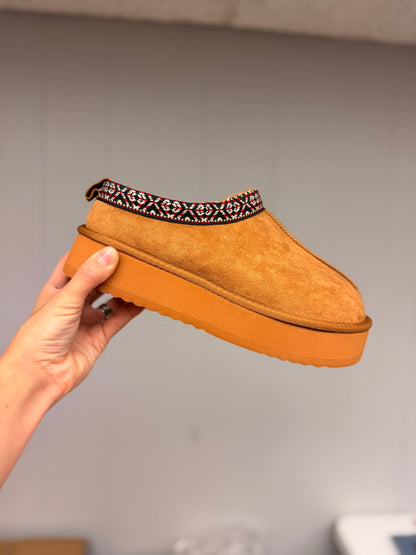 Platform Cozy Clog Dupe