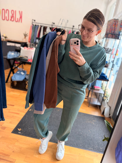 DOORBUSTER-Luxe Scuba Crewneck