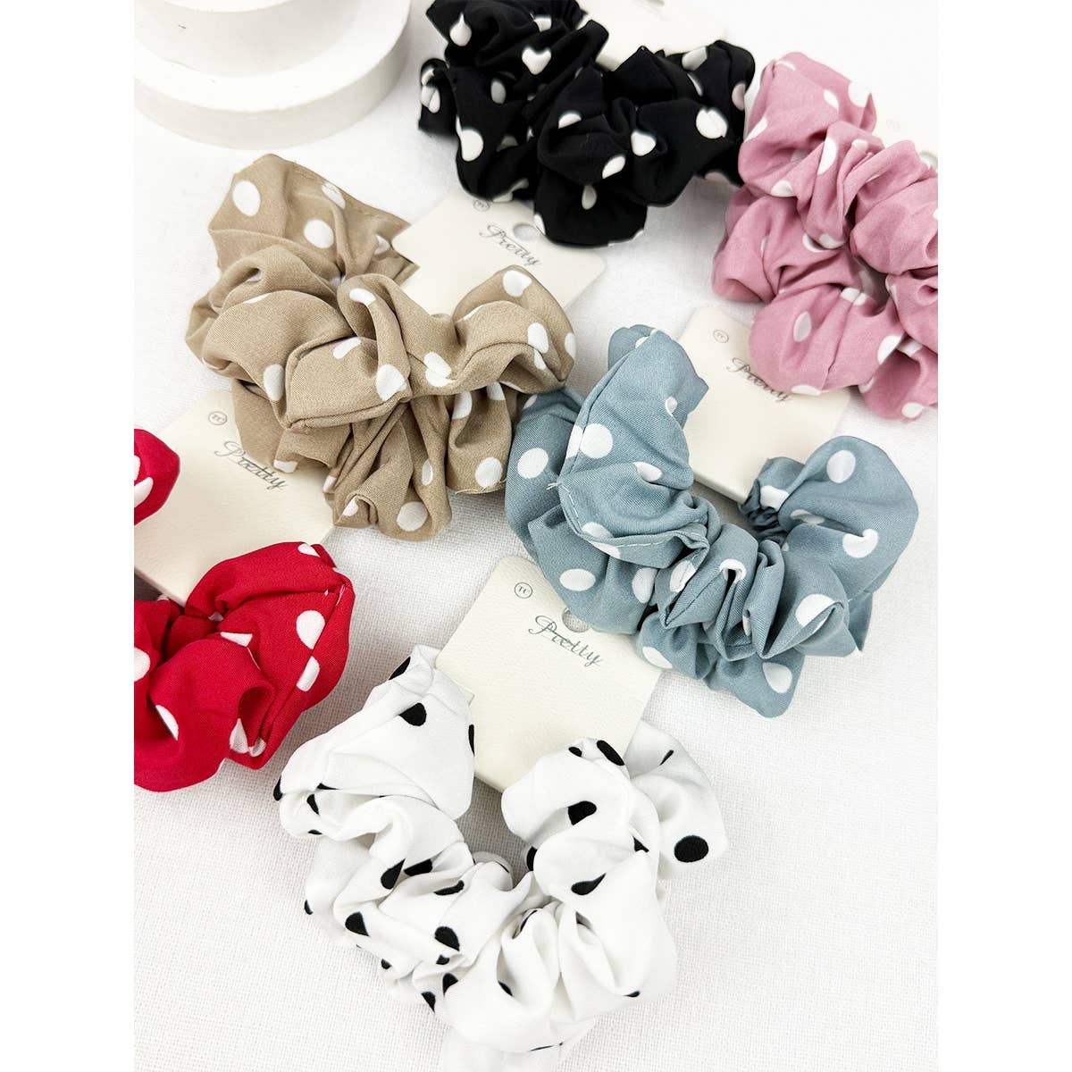 Polkadot Scrunchies: 2pk