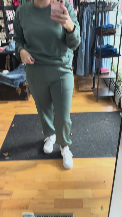 DOORBUSTER-Luxe Scuba Crewneck